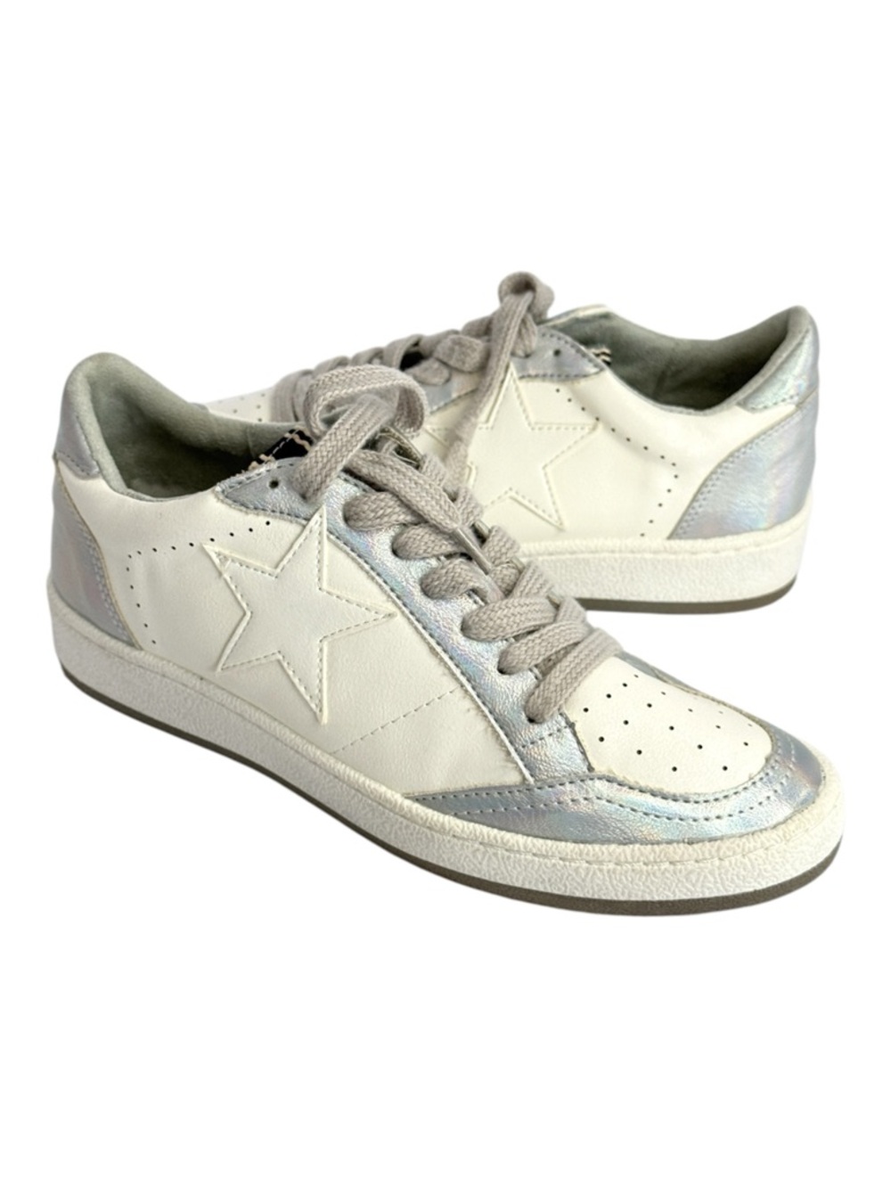 Shu Shop Women's Paz Low Top Sneakers Iridescent Silver Star Sneakers Size 6.5